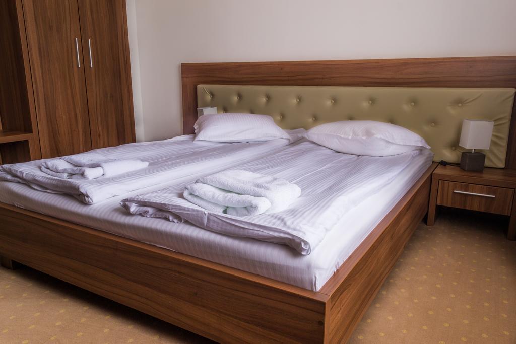 Hotel Mariss Alba Iulia Eksteriør billede